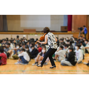 青梅第三小学校